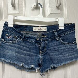 2000’s low rise hollister jean shorts